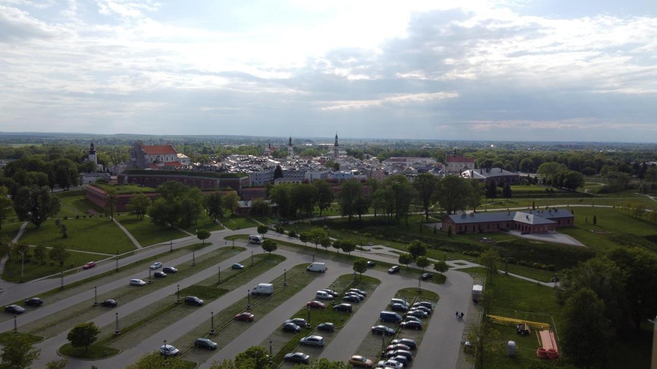 Apartament Stacja Starowka Lejlighed Zamość Eksteriør billede
